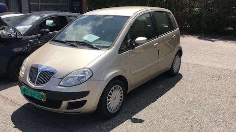 Lancia Musa 1.4 16v Oro