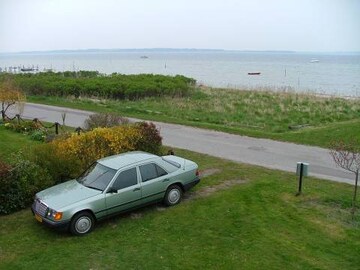 Mercedes-Benz 200 D (1987)