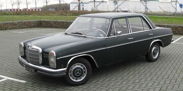 Mercedes-Benz 220D (1972)