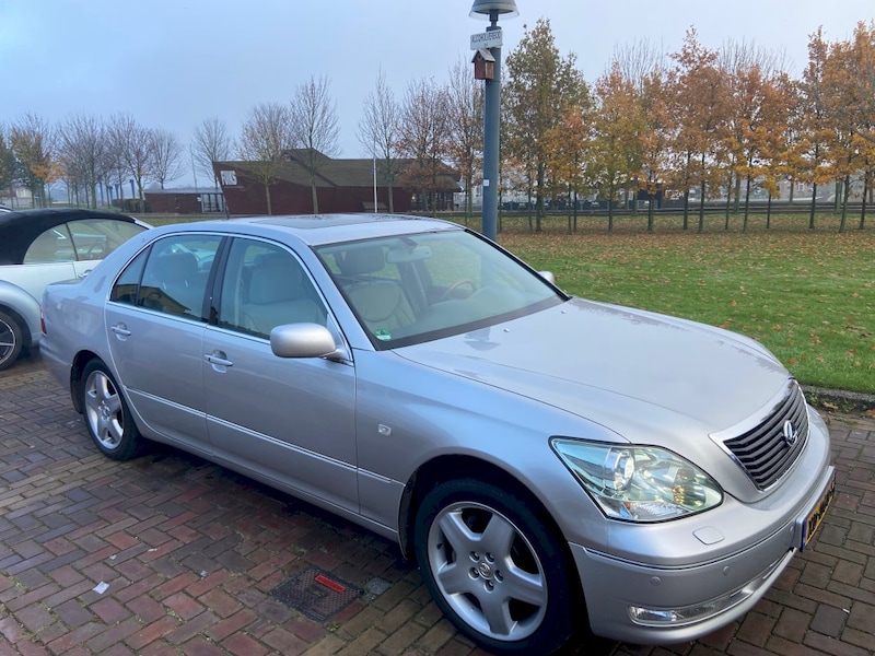 Lexus LS 430 President (2003)