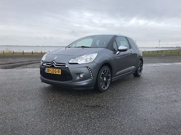 Citroën DS3 VTi 120 So Chic (2010)