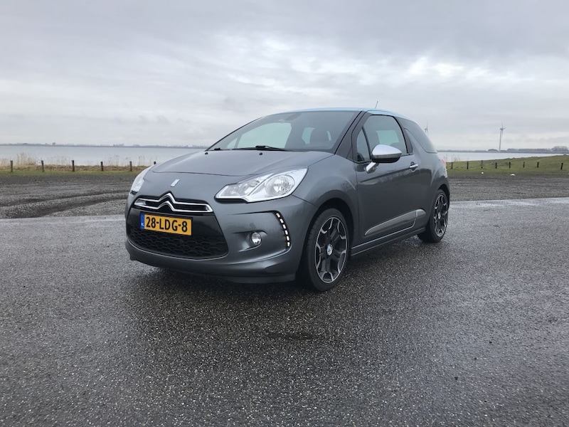 Citroën DS3 VTi 120 So Chic (2010)