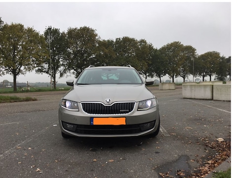 Skoda Octavia Combi 1.6 TDI 110pk Greenline Businessline