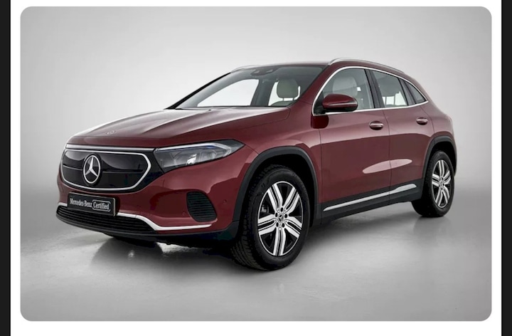 Mercedes-Benz EQA 250+ Luxury Line (2023)