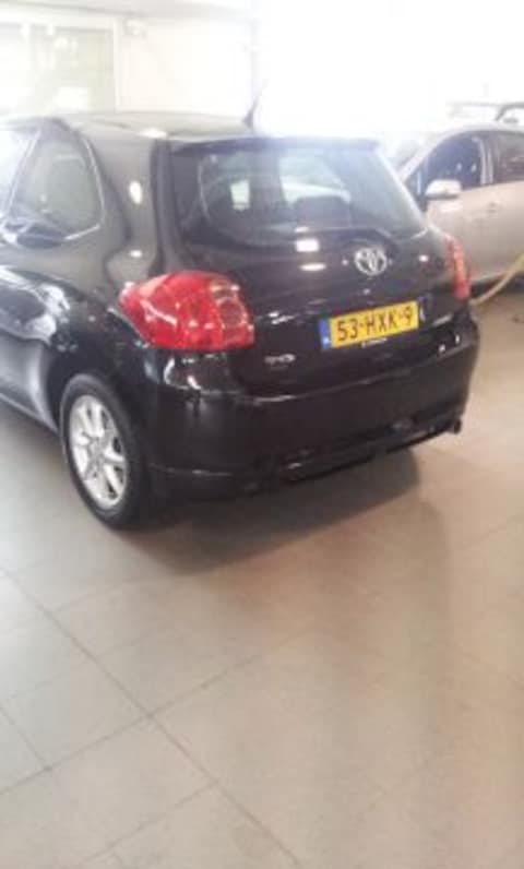 Toyota Auris 1.3 16v VVT-i Aspiration (2009)