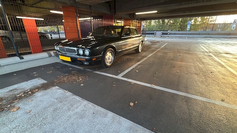 Jaguar XJ6 3.2