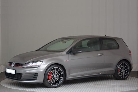 Volkswagen Golf 2.0 TSI GTI Performance (2017)