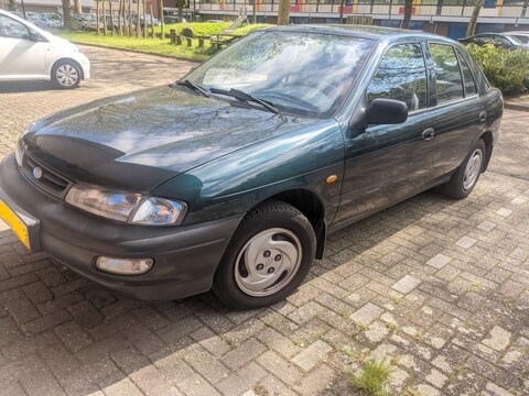 Kia Sephia 1.5i SLX