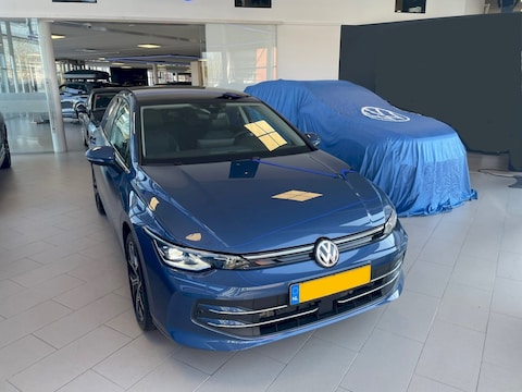 Volkswagen Golf 1.5 eTSI 116pk