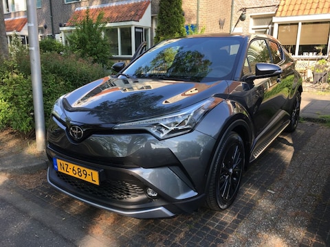 Toyota C-HR 1.2T Premium (2017)