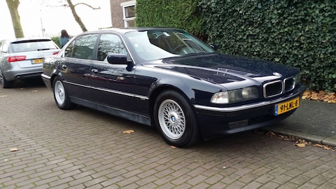 BMW 740iL Executive (1995)