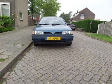 Nissan Sunny 1.4 Clair (1994)