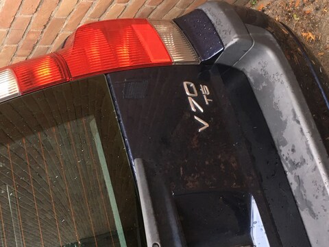 Volvo V70 T5