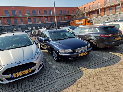 Volvo V70 2.4 170pk