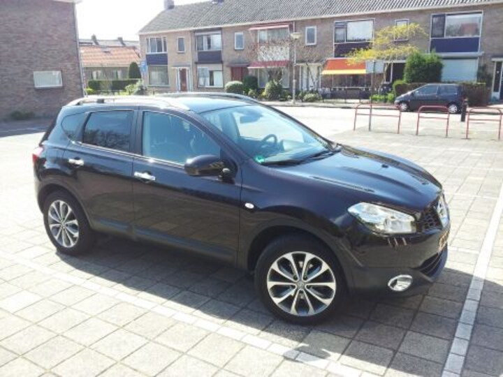 Nissan Qashqai 2.0 Connect Edition