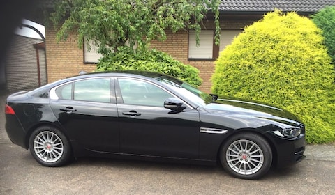 Jaguar XE E-Performance Pure