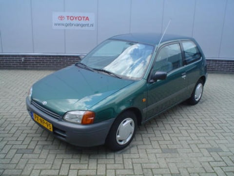 Toyota Starlet 1.3i (1996)