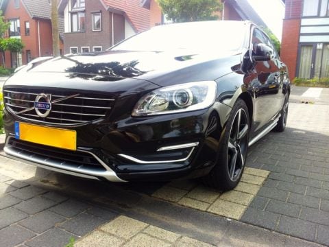 Volvo V60 D6 AWD Plug-in Hybrid Summum (2013)