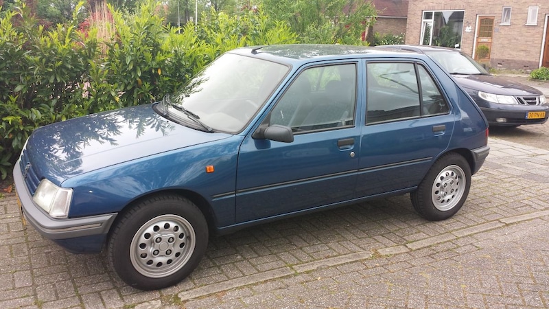 Peugeot 205 Génération 1.4i (1998)