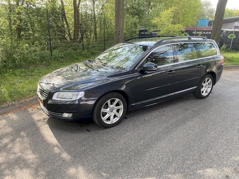 Volvo V70 D4 Nordic+ (2015)