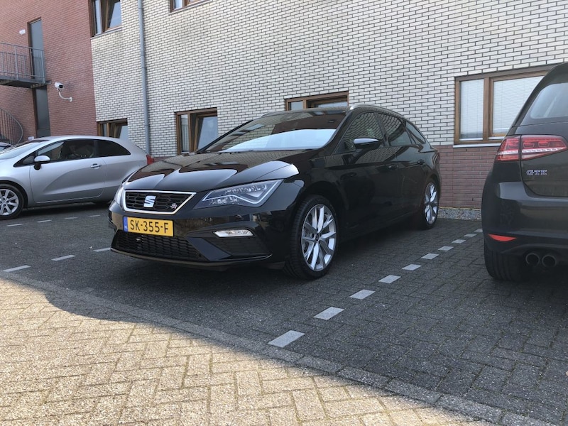 Seat Leon ST 2.0 TDI 184pk FR Business Intense (2018)