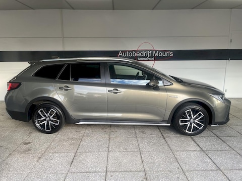 Toyota Corolla Touring Sports 1.8 Hybrid Trek