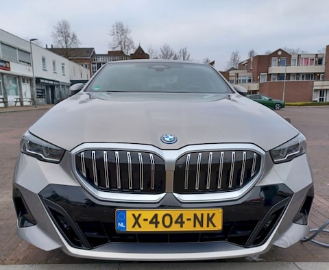 BMW 530e