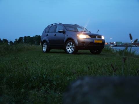 Mitsubishi Outlander 2.4 4WD Instyle (2007)