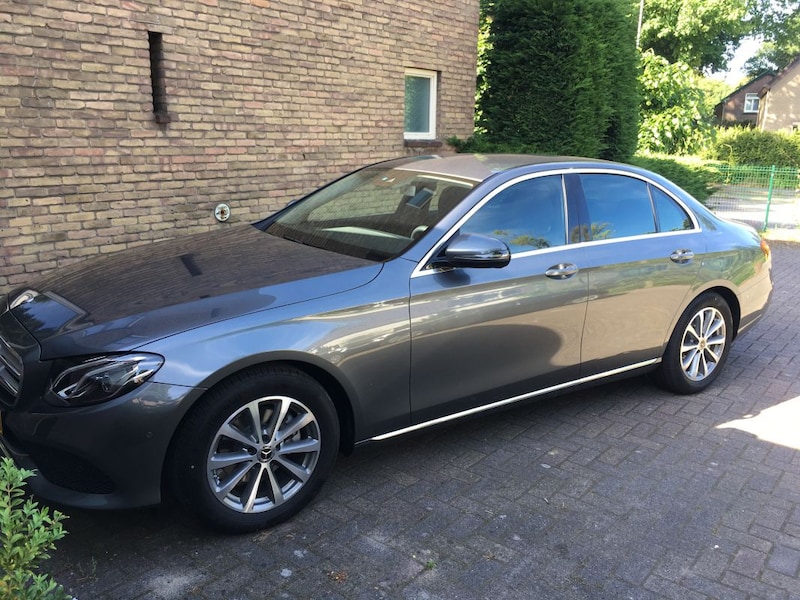 Mercedes-Benz E 200 d Business Solution (2017)