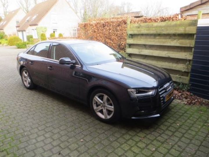 Audi A4 1.8 TFSIe 170pk Edition