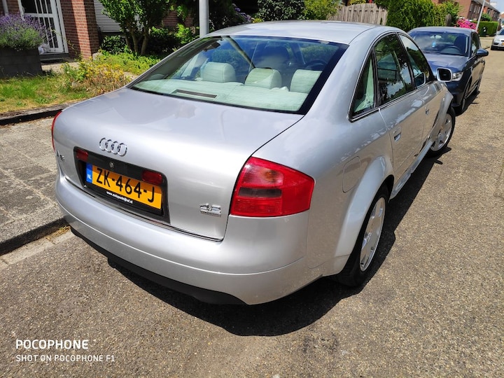 Audi A6 4.2 V8 quattro (2000)