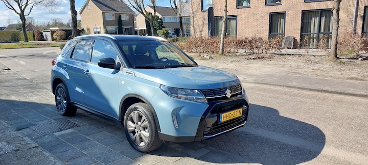Suzuki Vitara 1.5 Hybrid Select (2025)