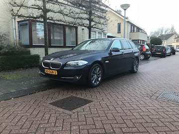 BMW 528i Touring High Executive (2010)