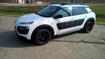 Citroën C4 Cactus PureTech 82 Shine (2015)