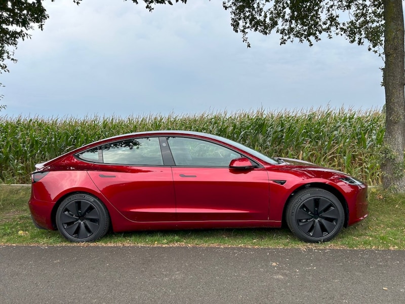Tesla Model 3 RWD (2025)