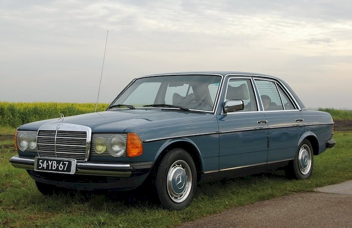 Mercedes-Benz 200-serie (1977)