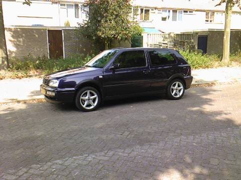 Volkswagen Golf 1.8 90pk CL (1996)