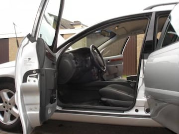 Opel Omega Stationwagon 2.2i-16V Business Edition (2002)