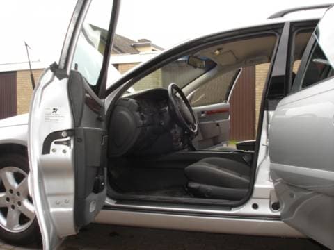Opel Omega Stationwagon 2.2i-16V Business Edition (2002)