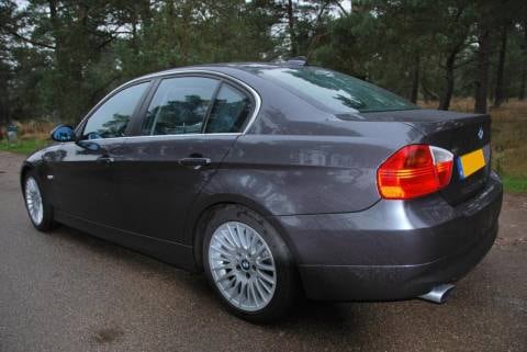 BMW 318i (2008)