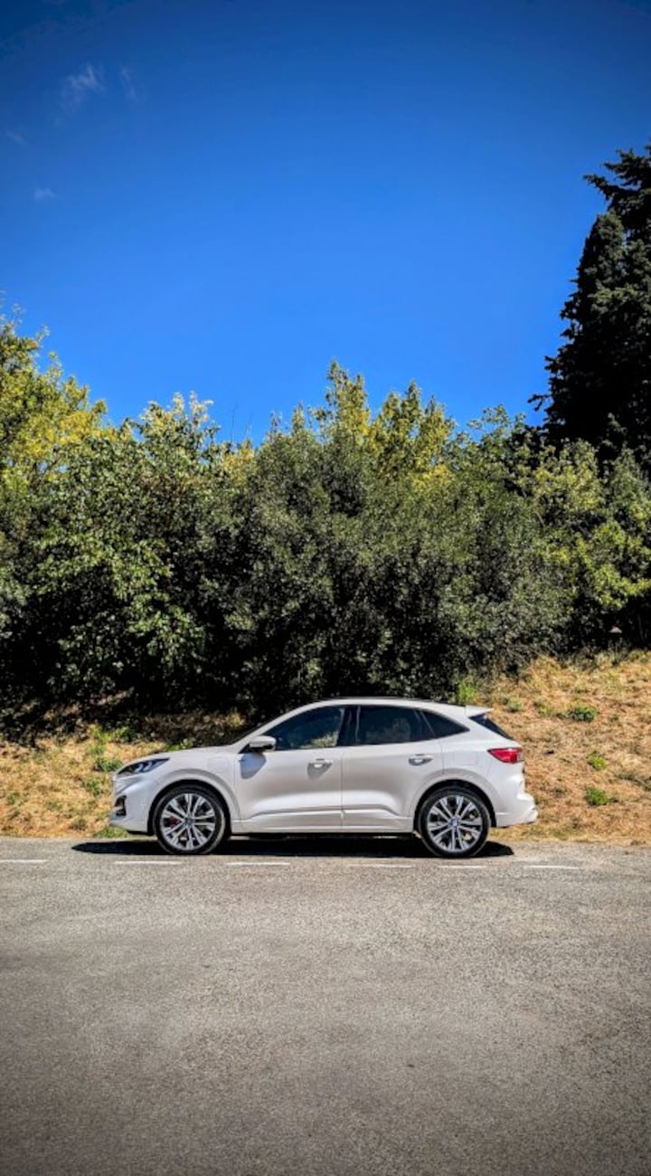 Ford Kuga 2.5 PHEV ST-Line X (2021)