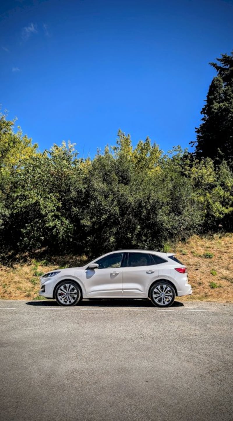 Ford Kuga 2.5 PHEV ST-Line X (2021)