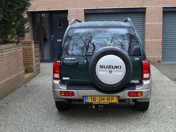 Suzuki Grand Vitara 2.5 V6 (2002)