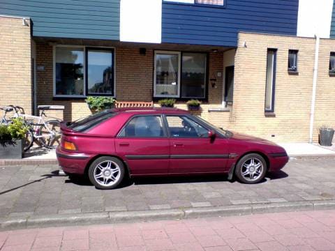 Mazda 323 F 1.8i GLX (1993)