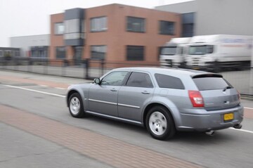 Dodge Magnum  3.5 V6 (2006)