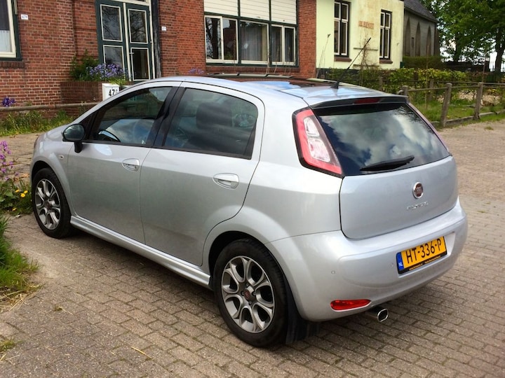 Fiat Punto TwinAir Turbo 100 Lounge (2015)