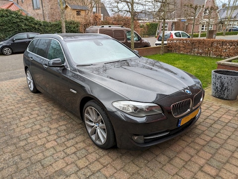 BMW 530d Blue Performance Touring High Executive