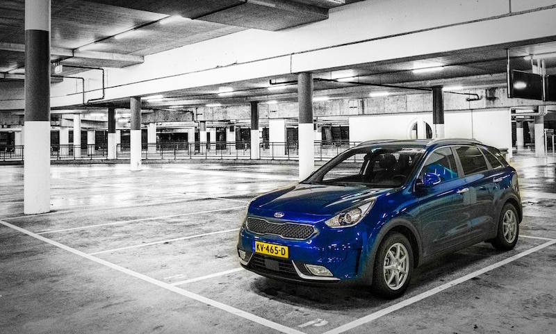Kia Niro 1.6 GDi Hybrid BusinessLine (2016)