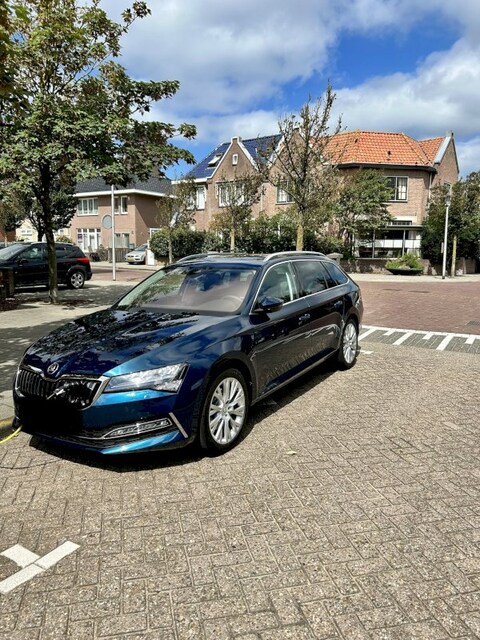 Skoda Superb Combi 1.4 TSI PHEV Business Edition Plus
