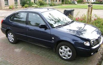 Toyota Corolla 2.0 D4-D Linea Sol (2001)